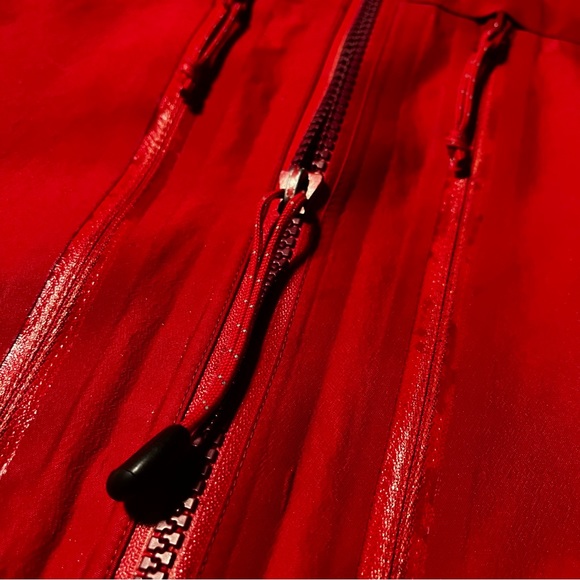 Arc’teryx Alpha SV Men’s Small - Picture 4 of 13